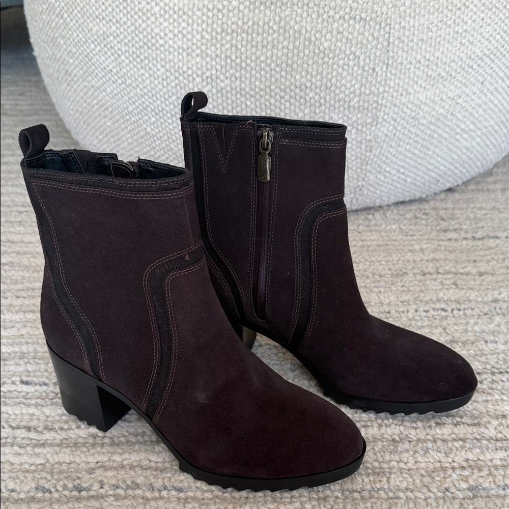 Blondo Raniah Dark Brown Suede Ankle Boots with Block Heel size 10